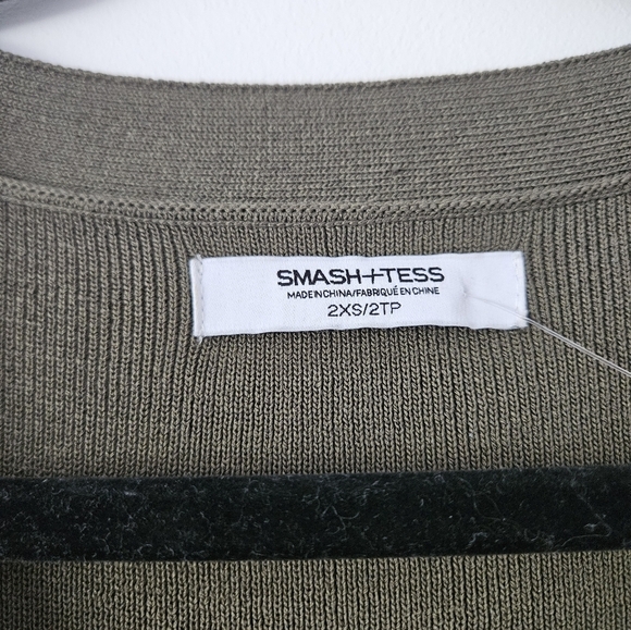 Smash + Tess Green Wrap Bishop Sleeve Dress - Picture 8 of 8